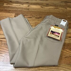 Wrangler Wrancher Dress Jeans 40x29 Beige Cowboy Farm Rancher 82HT NWT Western